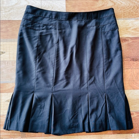 Club Monaco Black Slim Peplum Skirt Size 8 - Picture 5 of 11